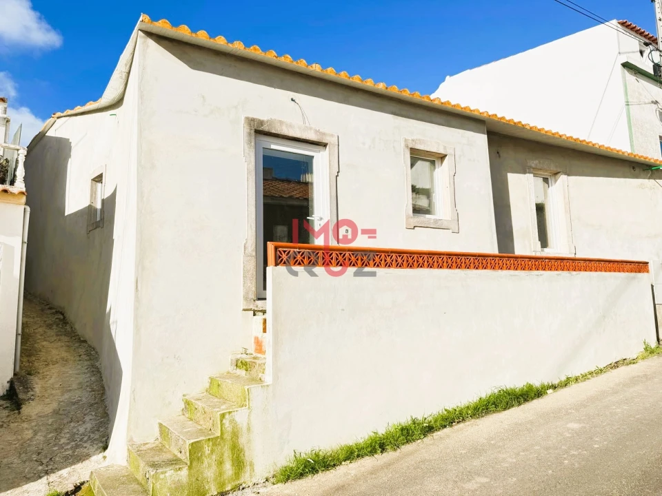 Moradia T3 para Venda em Lourinhã e Atalaia Foto 1