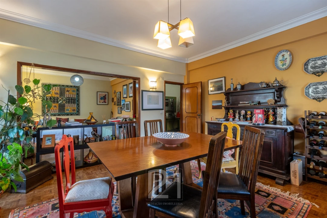 Moradia T5 para Venda em Massamá e Monte Abraão Foto 27