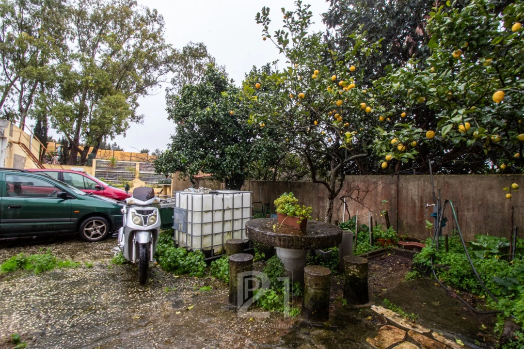 Moradia T5 para Venda em Massamá e Monte Abraão Foto 48