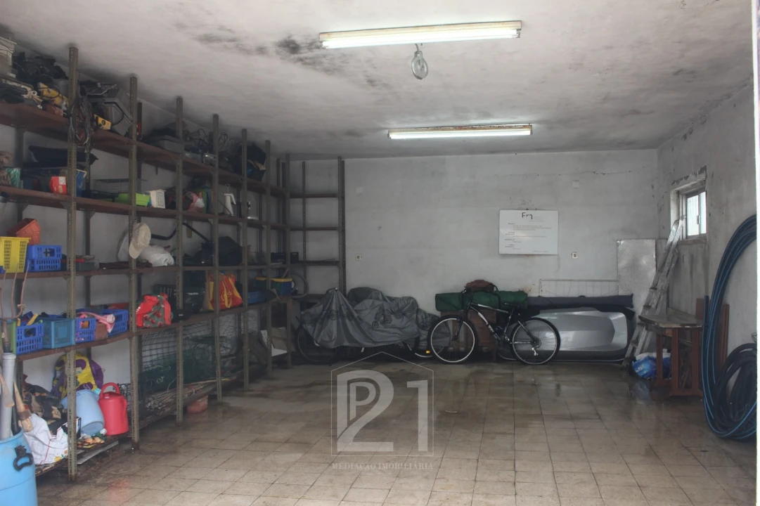 Moradia T5 para Venda em Massamá e Monte Abraão Foto 54