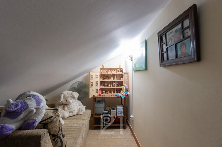 Moradia T5 para Venda em Massamá e Monte Abraão Foto 38