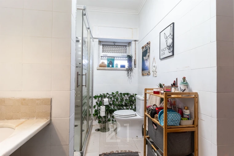 Moradia T5 para Venda em Massamá e Monte Abraão Foto 13