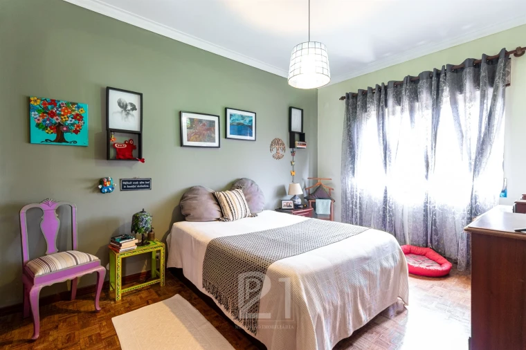 Moradia T5 para Venda em Massamá e Monte Abraão Foto 9