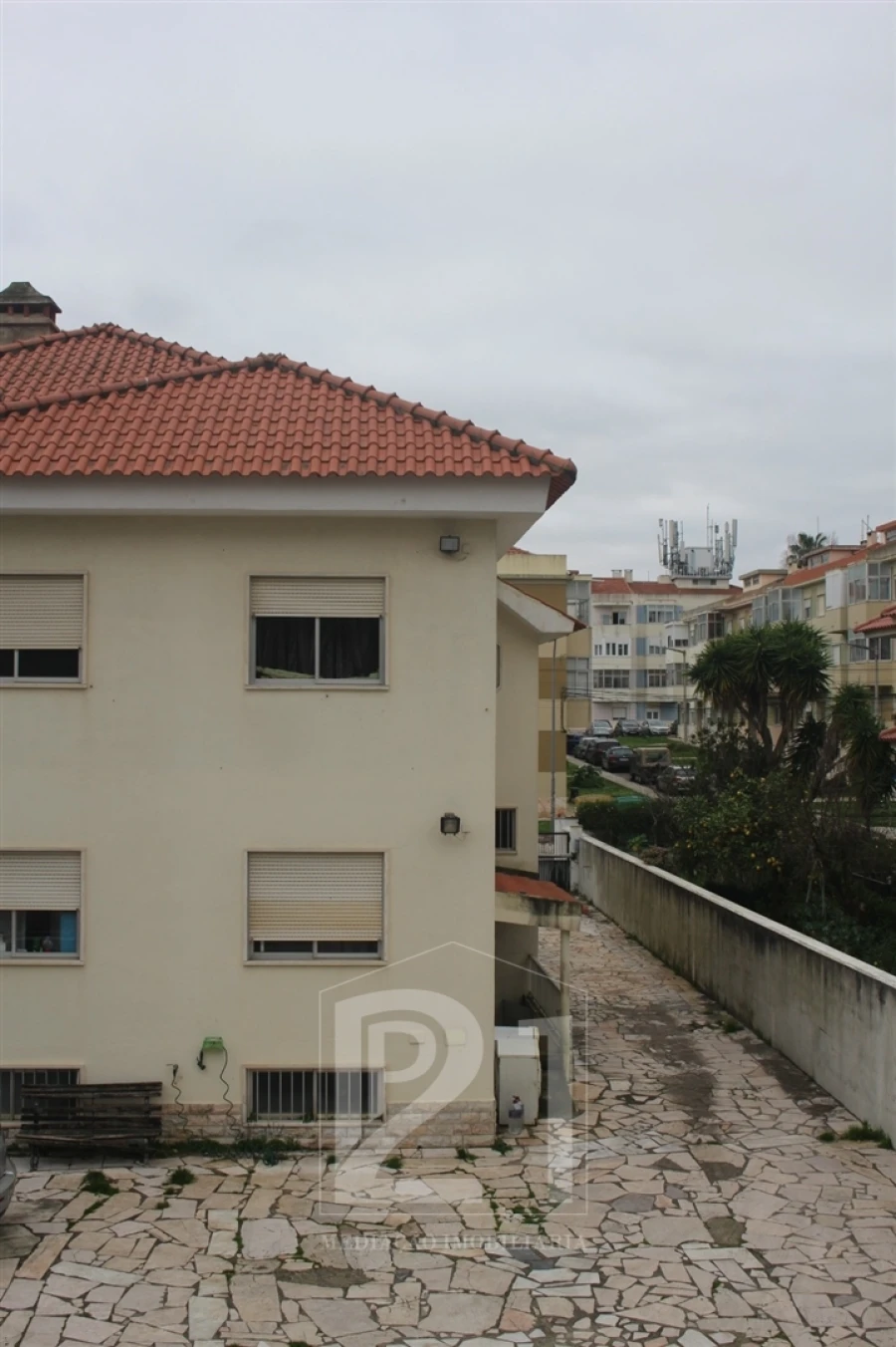 Moradia T5 para Venda em Massamá e Monte Abraão Foto 52