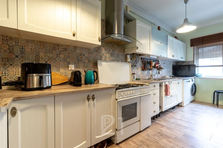 Moradia T5 para Venda em Massamá e Monte Abraão Foto 21