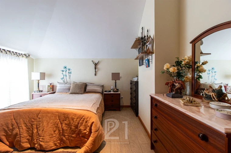 Moradia T5 para Venda em Massamá e Monte Abraão Foto 34