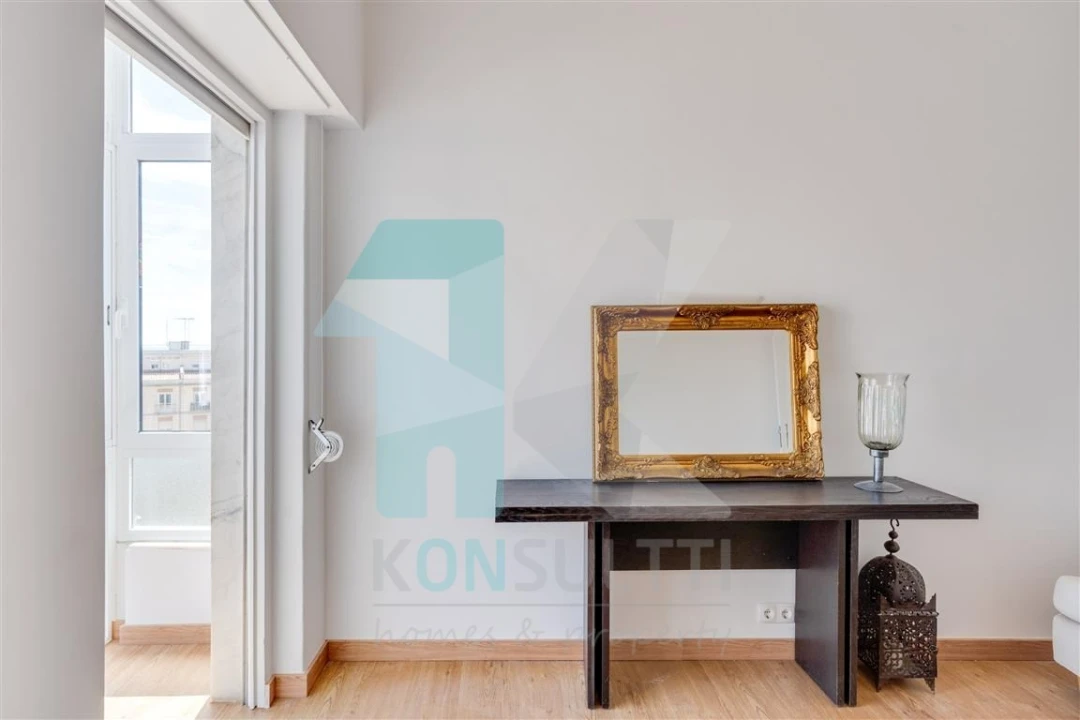 Apartamento T1 para Arrendamento em Algés, Linda-A-Velha e Cruz Quebrada-Dafundo Foto 4