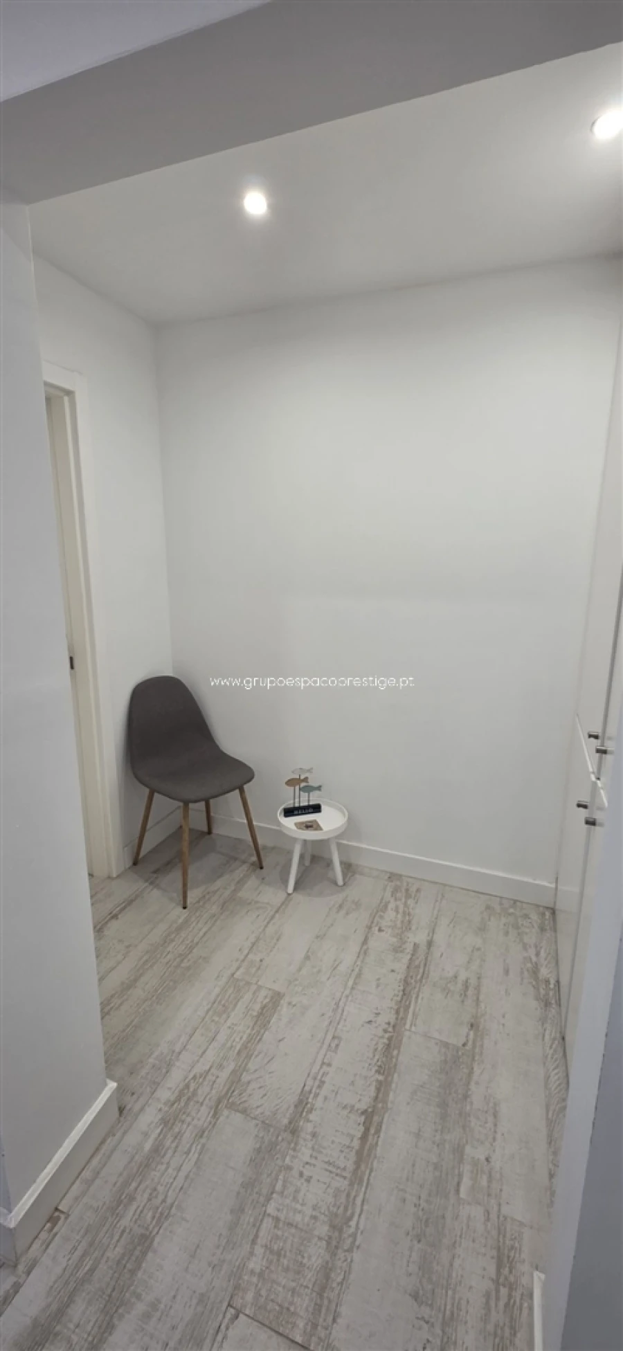 Apartamento T1 para Venda em Olhão Foto 7