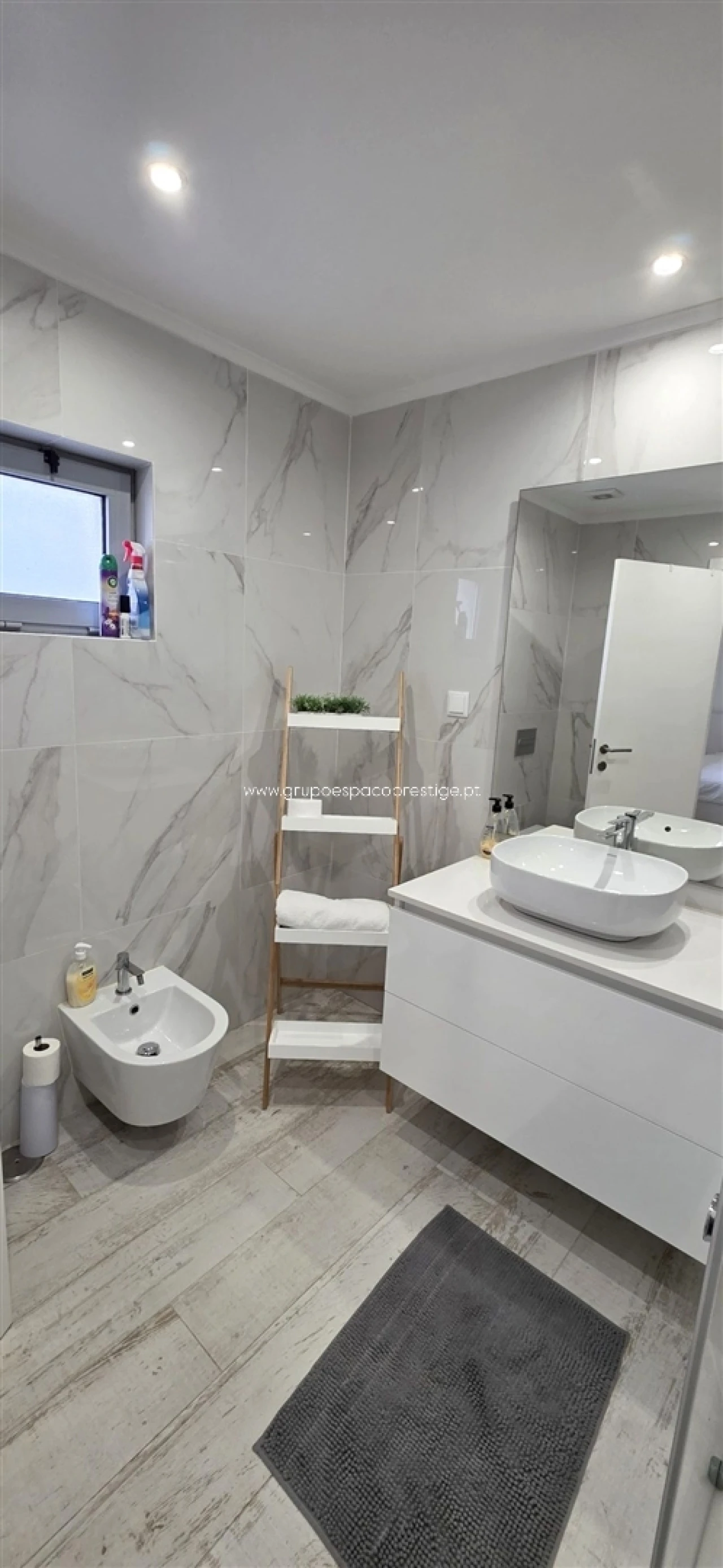 Apartamento T1 para Venda em Olhão Foto 12