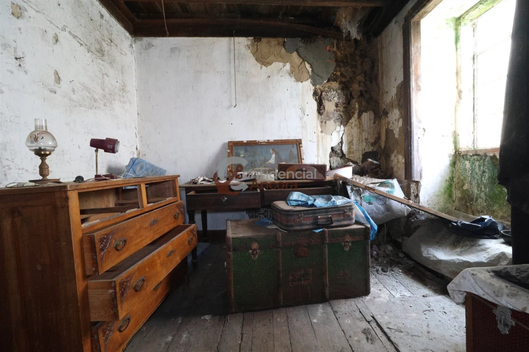 Moradia T0 para Venda em Figueiró da Serra e Freixo da Serra Foto 3