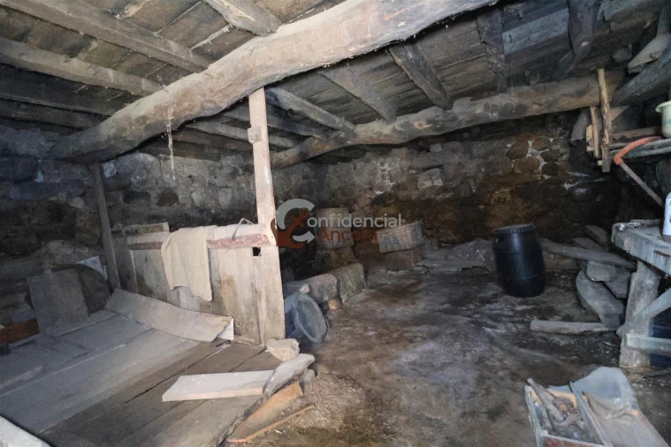 Moradia T0 para Venda em Figueiró da Serra e Freixo da Serra Foto 12