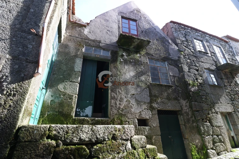 Moradia T0 para Venda em Figueiró da Serra e Freixo da Serra Foto 1