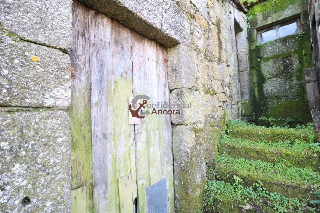 Moradia T0 para Venda em Figueiró da Serra e Freixo da Serra Foto 15