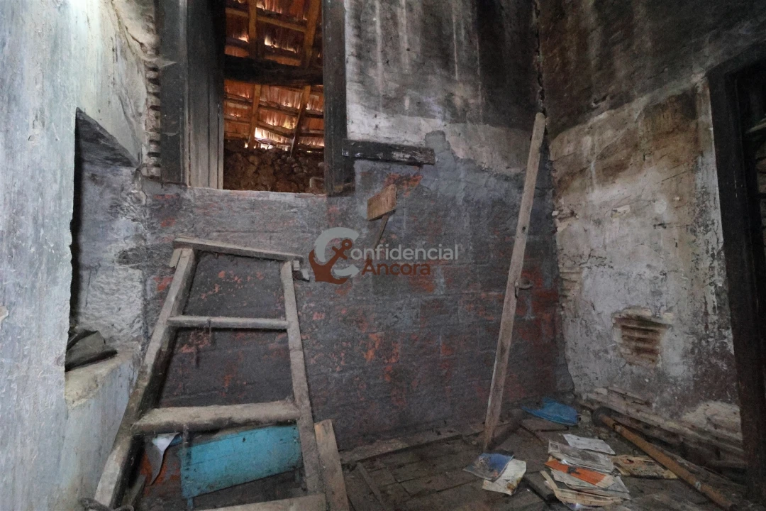 Moradia T0 para Venda em Figueiró da Serra e Freixo da Serra Foto 7