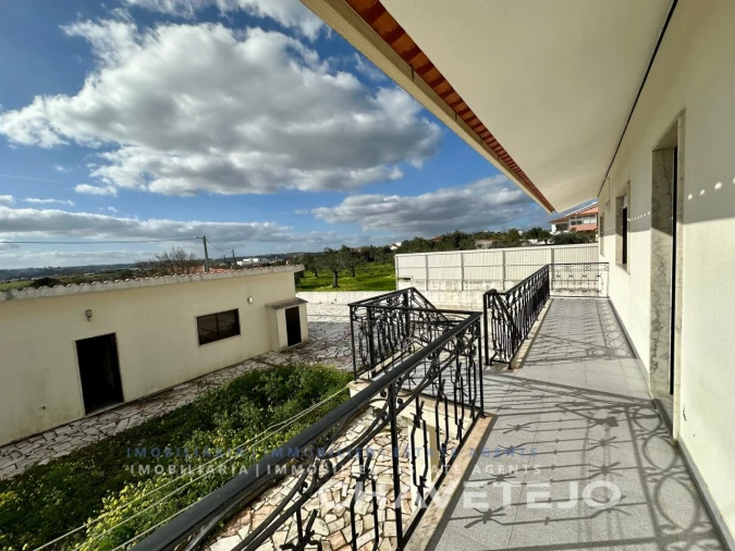 Moradia T4 para Venda em São João Baptista e Santa Maria dos Olivais Foto 43