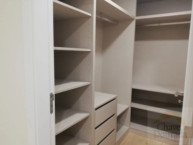 Apartamento T2 para Venda em Santo Antonio dos Olivais Foto 14