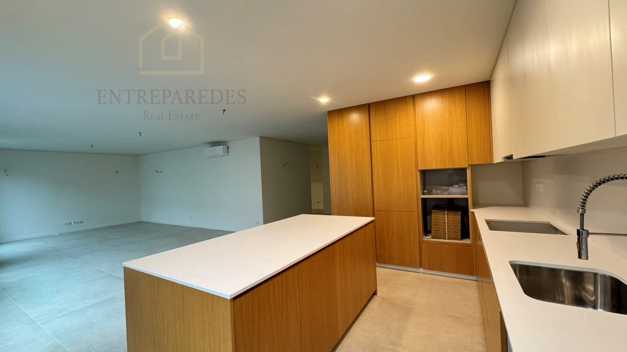 Apartamento T3 para Venda em Cedofeita, Santo Ildefonso, Sé, Miragaia, São Nicolau e Vitória Foto 6
