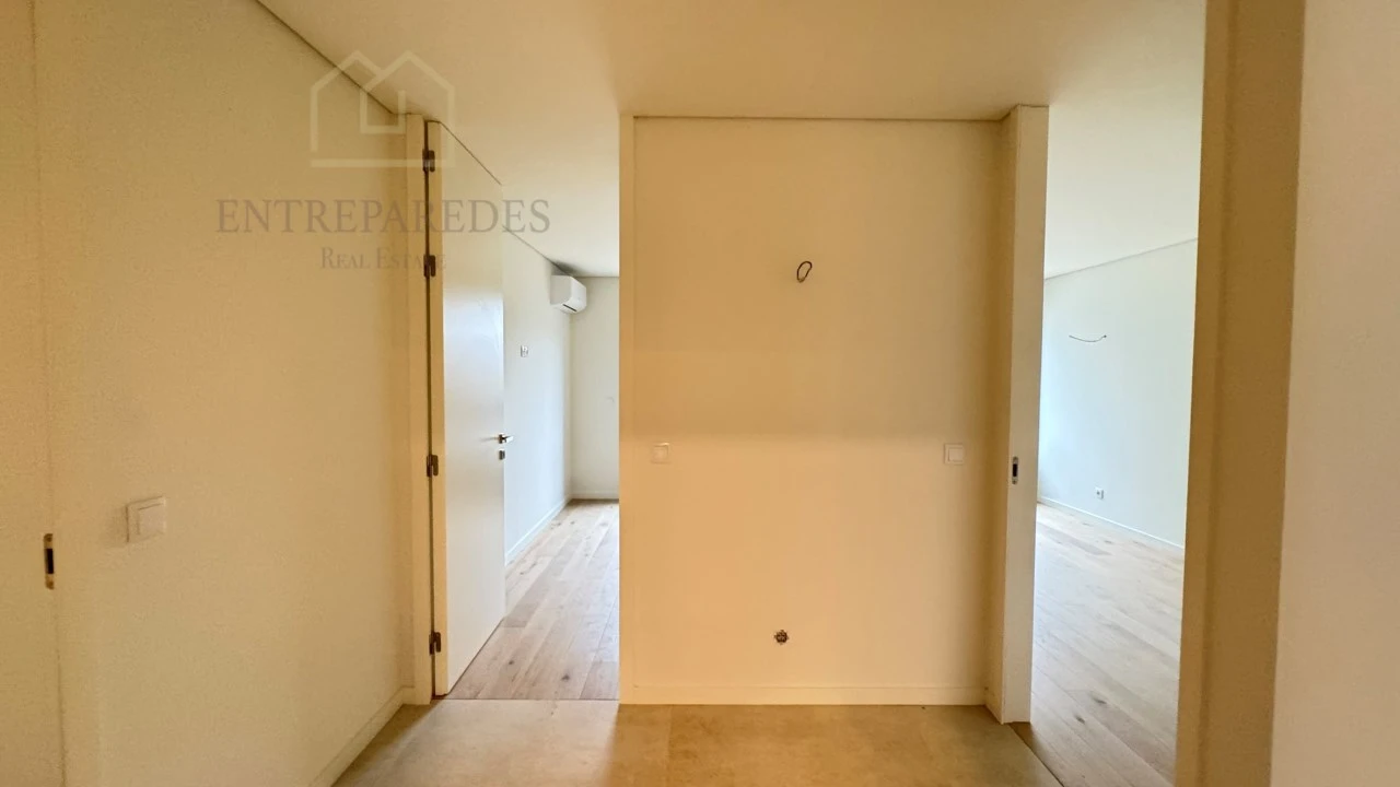 Apartamento T3 para Venda em Cedofeita, Santo Ildefonso, Sé, Miragaia, São Nicolau e Vitória Foto 15
