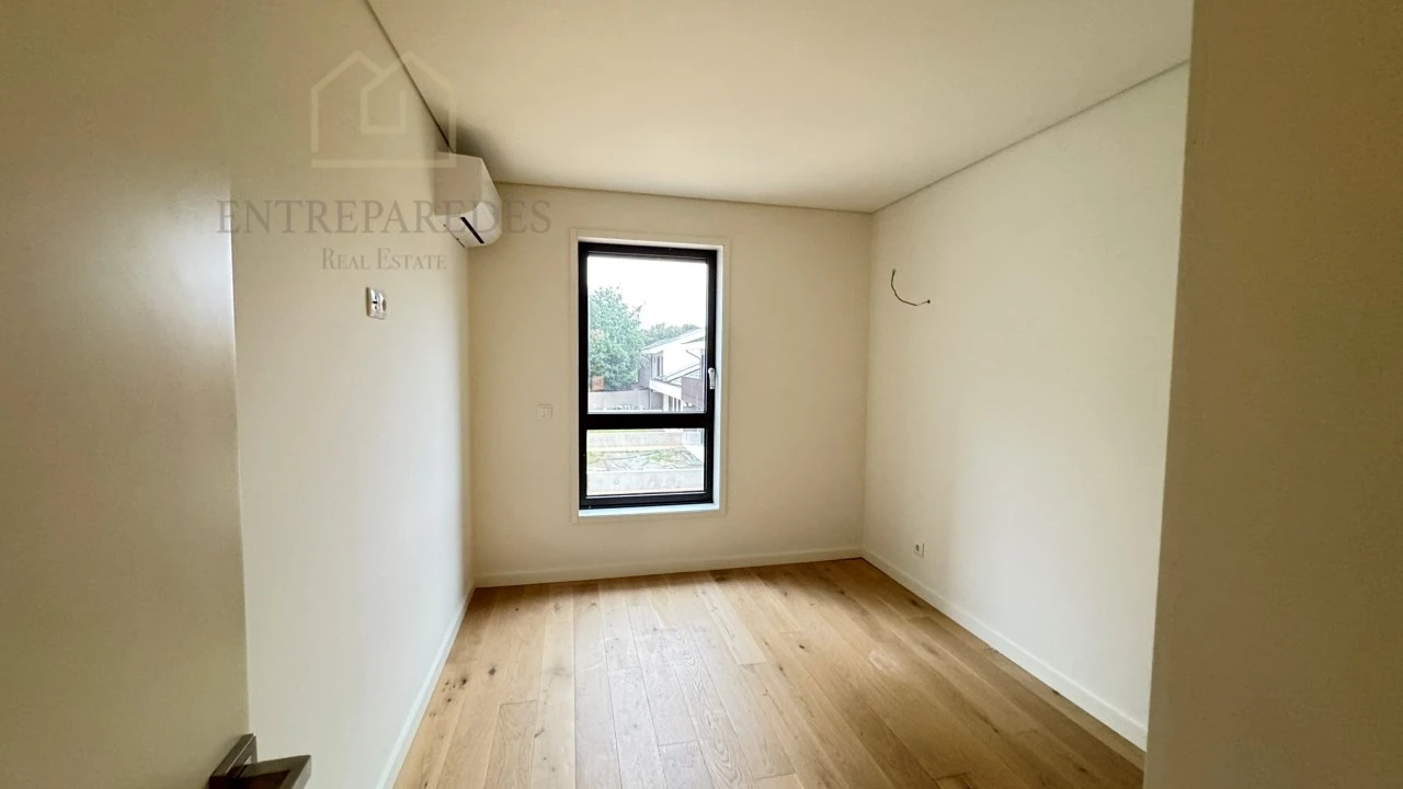 Apartamento T3 para Venda em Cedofeita, Santo Ildefonso, Sé, Miragaia, São Nicolau e Vitória Foto 22