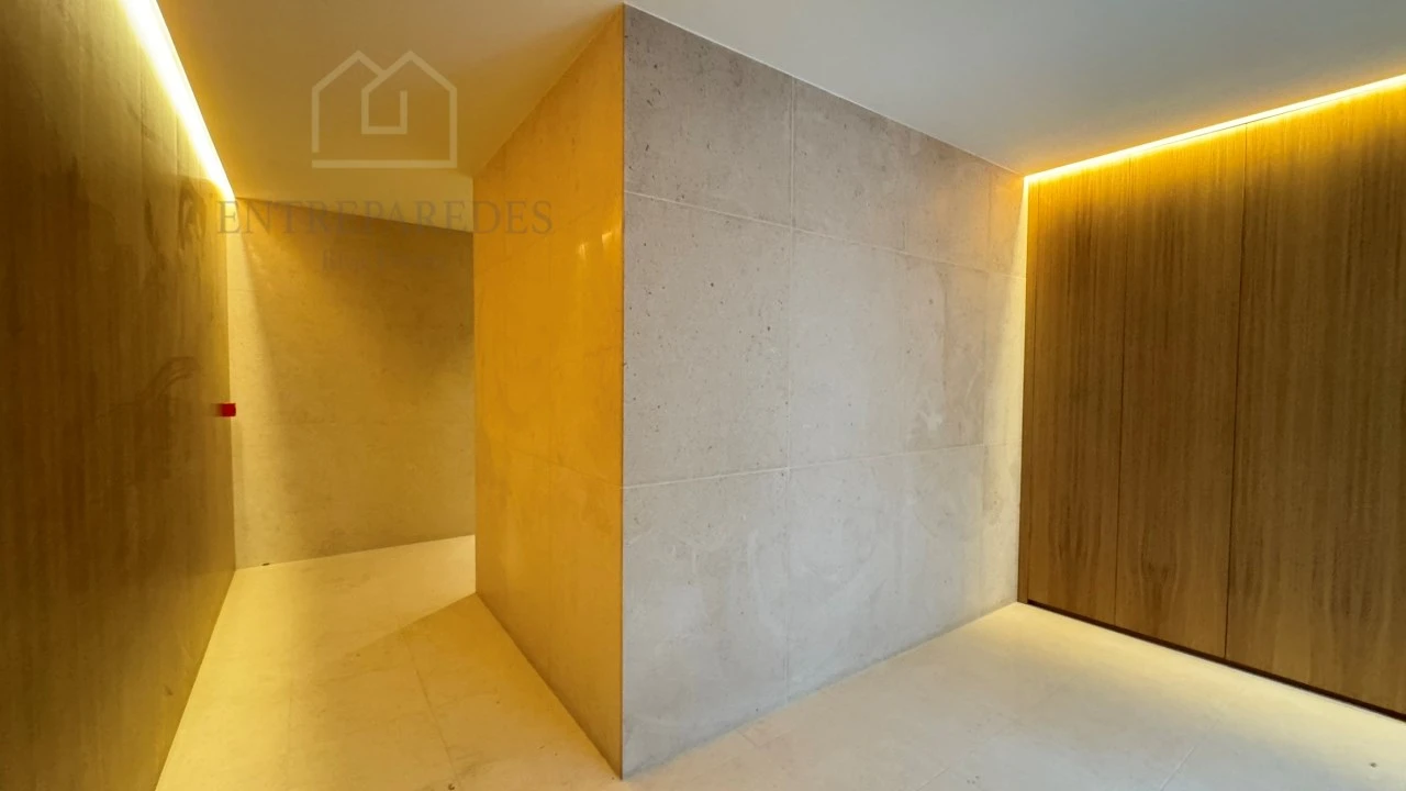 Apartamento T3 para Venda em Cedofeita, Santo Ildefonso, Sé, Miragaia, São Nicolau e Vitória Foto 41
