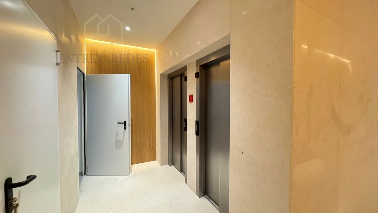 Apartamento T3 para Venda em Cedofeita, Santo Ildefonso, Sé, Miragaia, São Nicolau e Vitória Foto 42