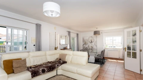 Moradia T4 para Venda em Sesimbra (Castelo)