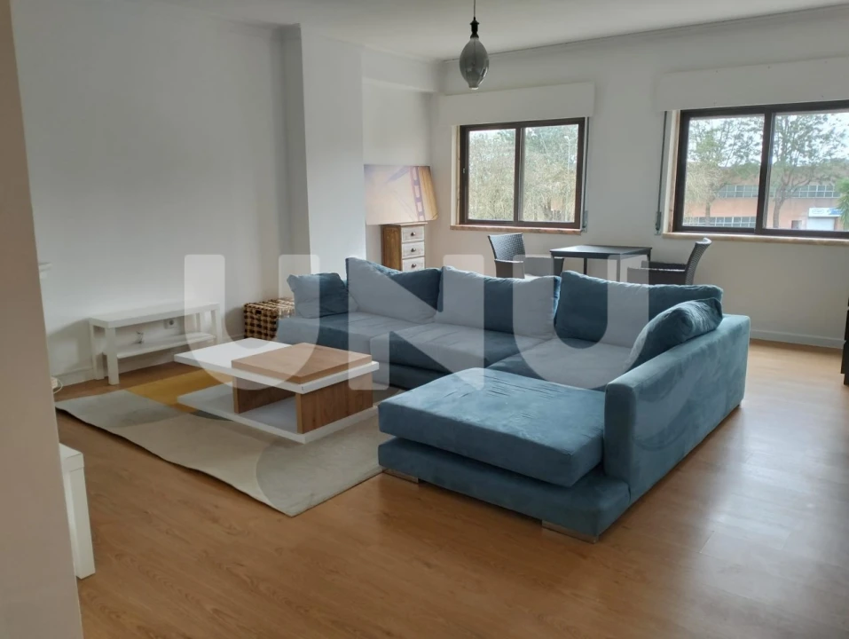 Apartamento T3 para Venda em Cacém e São Marcos Foto 1