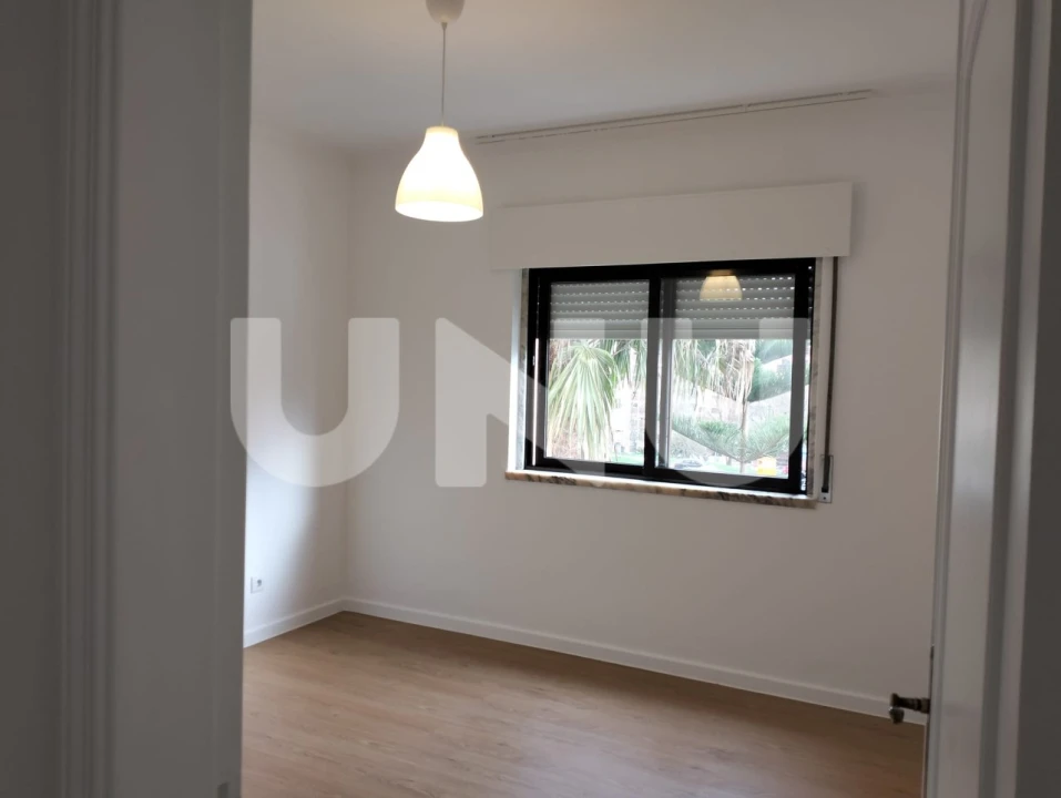 Apartamento T3 para Venda em Cacém e São Marcos Foto 13