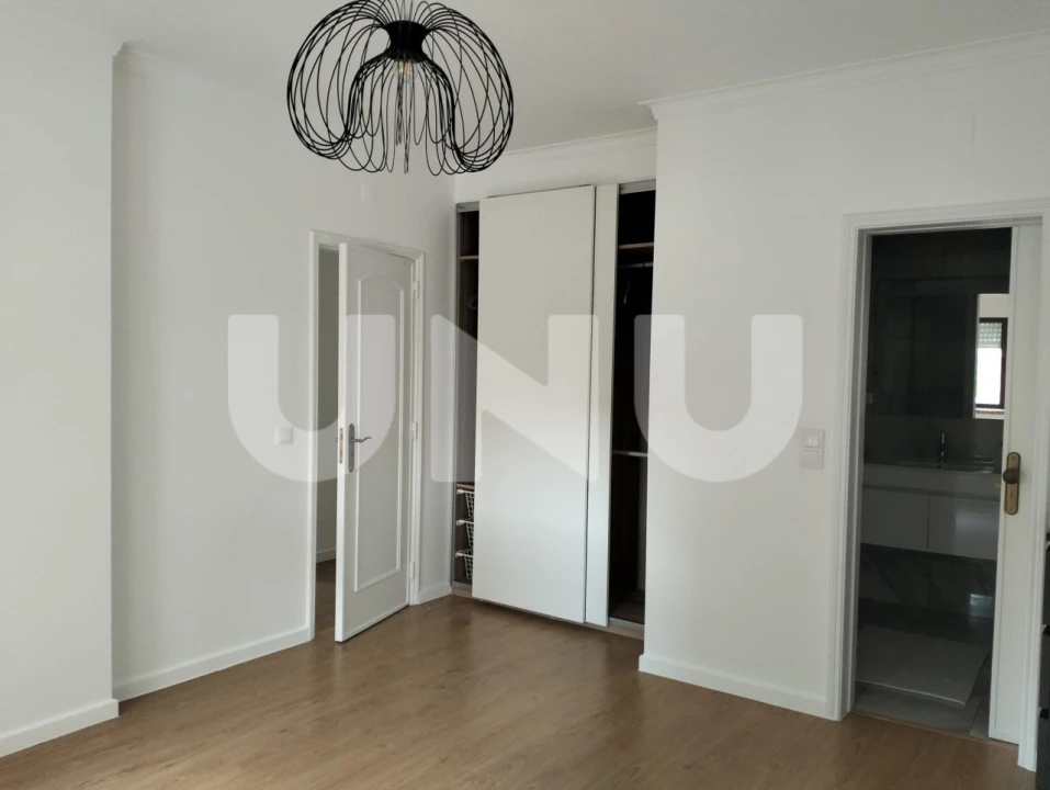 Apartamento T3 para Venda em Cacém e São Marcos Foto 22