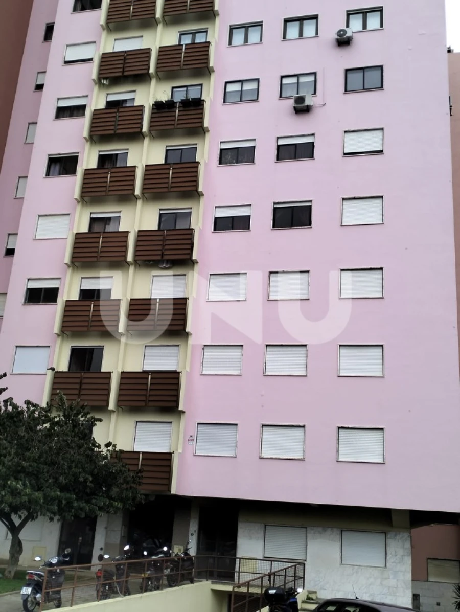 Apartamento T3 para Venda em Cacém e São Marcos Foto 30