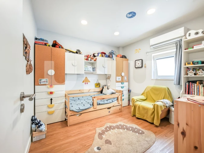 Moradia T2 para Venda em Algés, Linda-A-Velha e Cruz Quebrada-Dafundo Foto 5