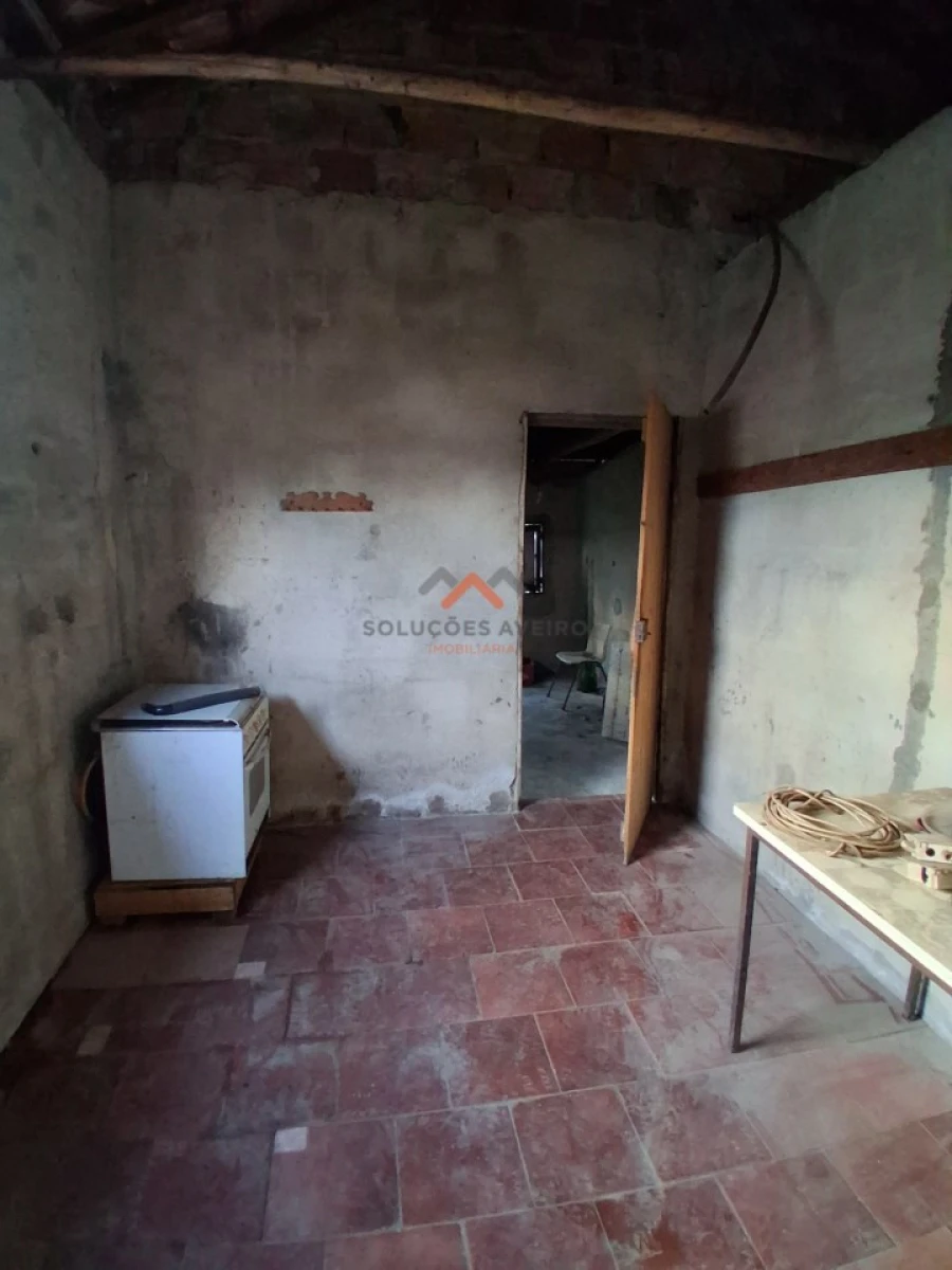 Moradia T2 para Venda em Travassô e Óis da Ribeira Foto 11