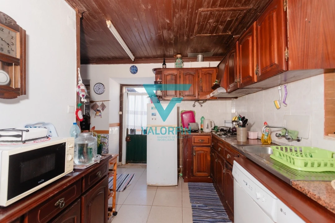 Moradia T2 para Venda em Porto de Mós - São João Baptista e São Pedro Foto 8