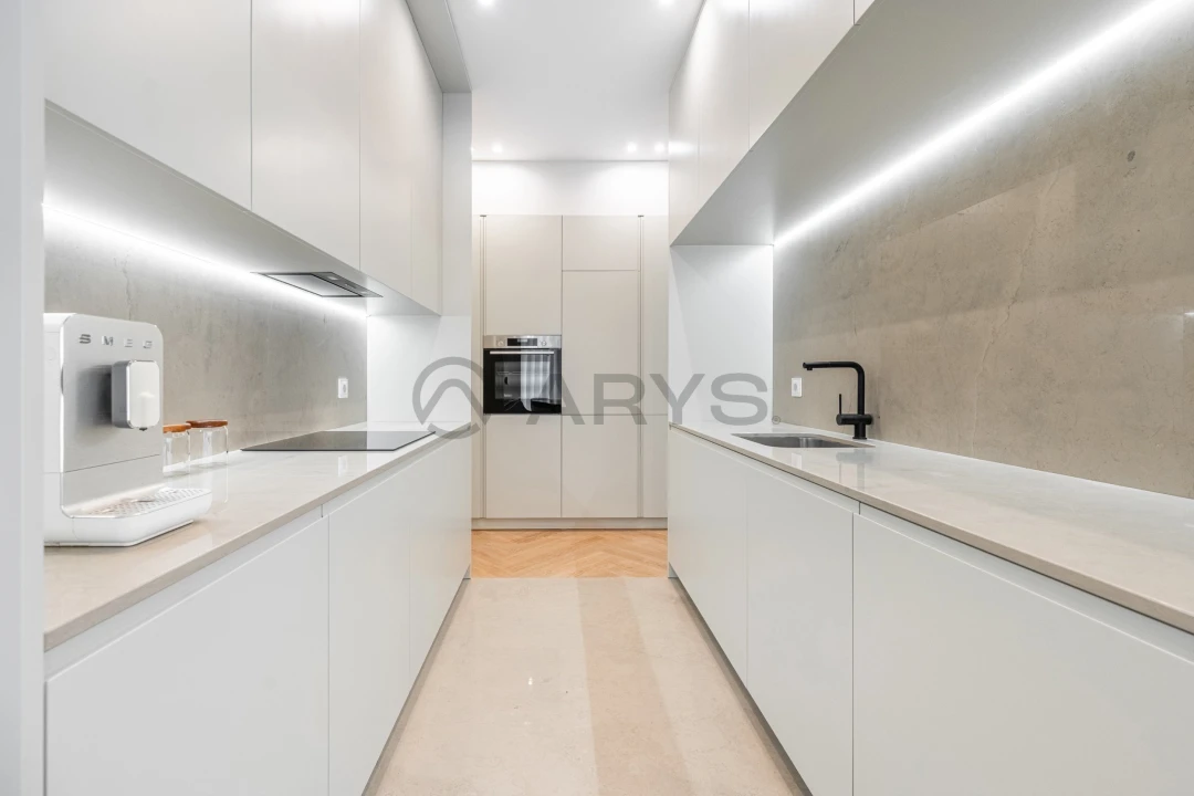 Apartamento T2 para Venda em Cedofeita, Santo Ildefonso, Sé, Miragaia, São Nicolau e Vitória Foto 9
