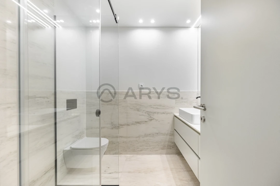 Apartamento T2 para Venda em Cedofeita, Santo Ildefonso, Sé, Miragaia, São Nicolau e Vitória Foto 16