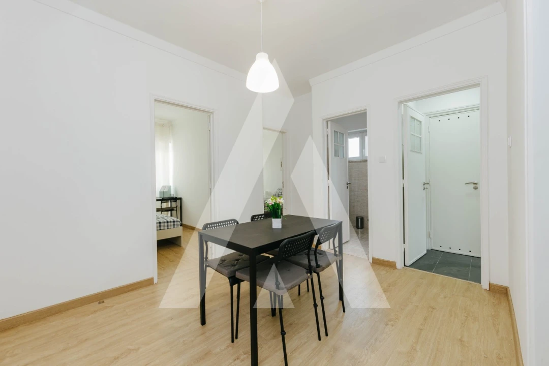 Apartamento T4 para Venda em Odivelas Foto 4