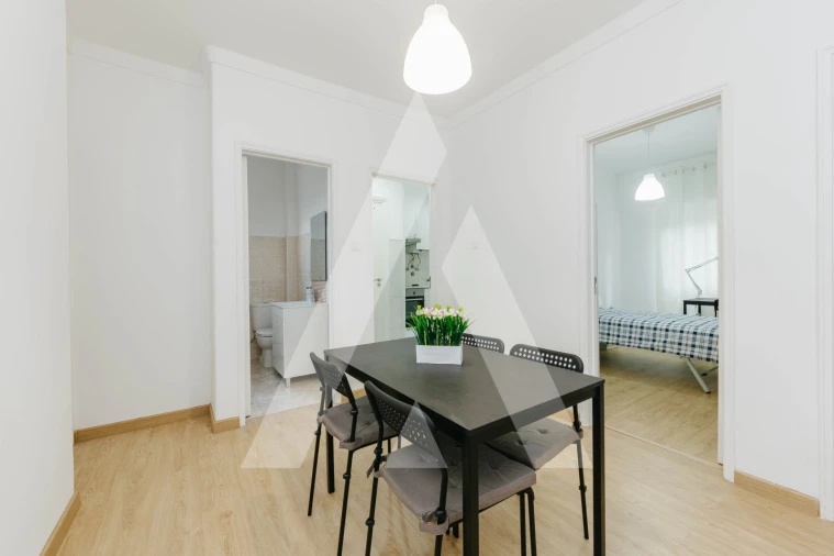 Apartamento T4 para Venda em Odivelas Foto 3