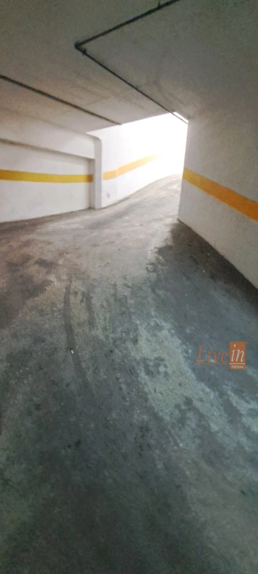 Garagem para Arrendamento em Rio de Mouro Foto 7