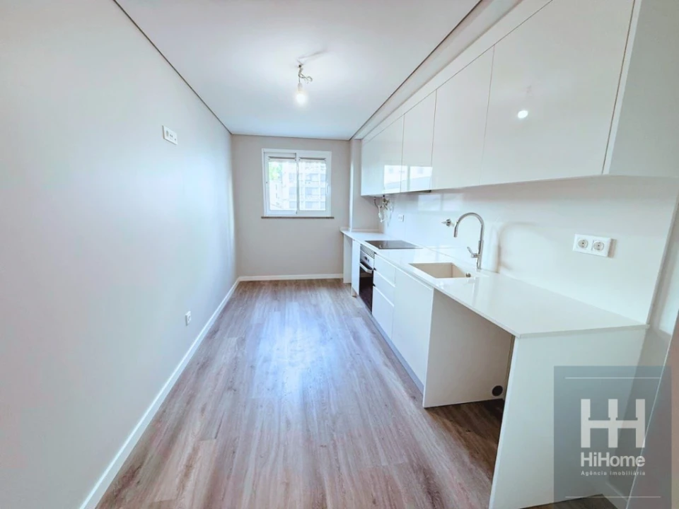 Apartamento T2 para Venda em Funchal (Se) Foto 6