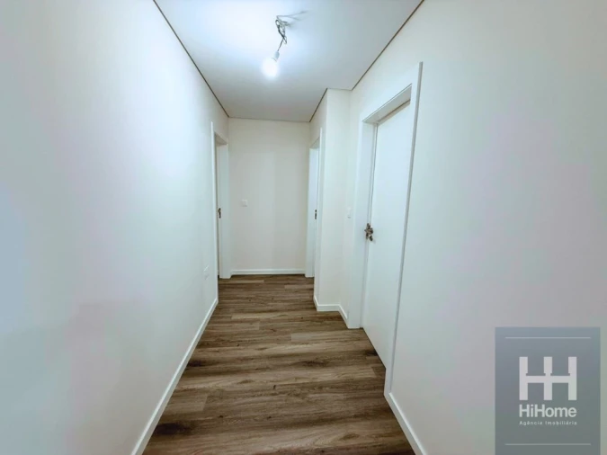 Apartamento T2 para Venda em Funchal (Se) Foto 7