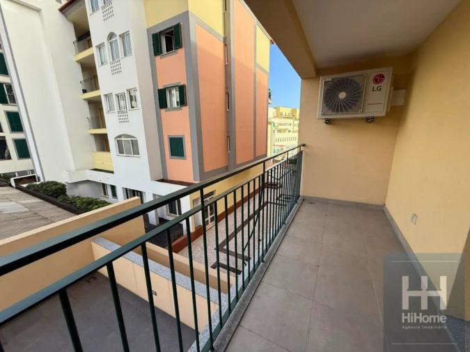 Apartamento T2 para Venda em Funchal (Se) Foto 14