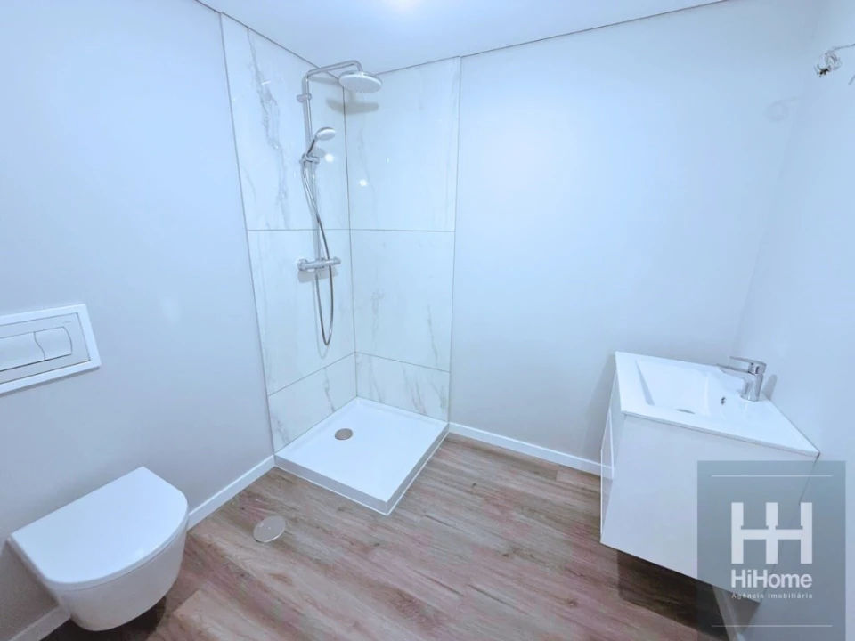 Apartamento T2 para Venda em Funchal (Se) Foto 14