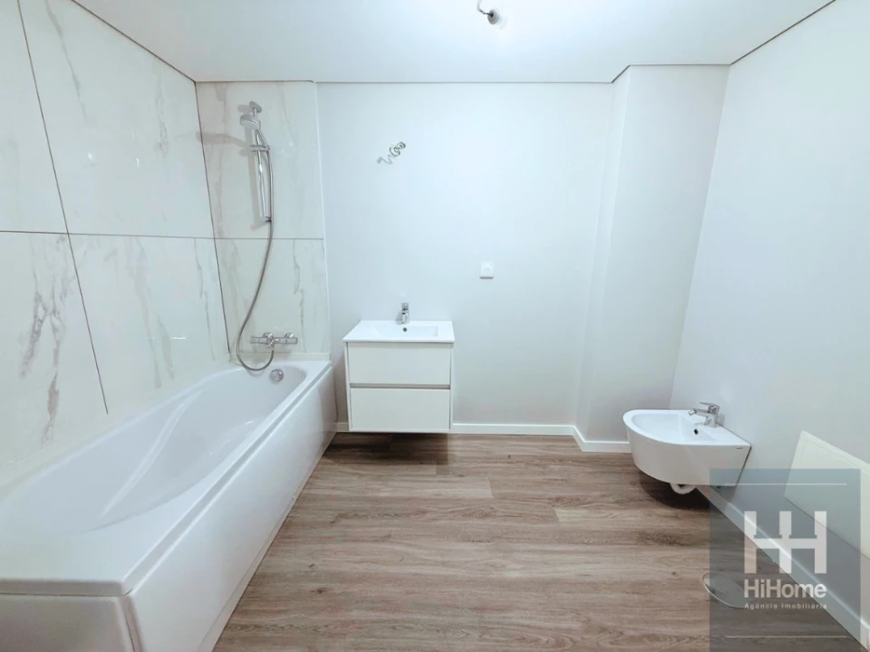 Apartamento T2 para Venda em Funchal (Se) Foto 14