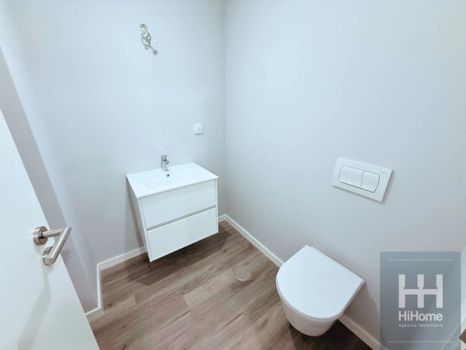 Apartamento T2 para Venda em Funchal (Se) Foto 18