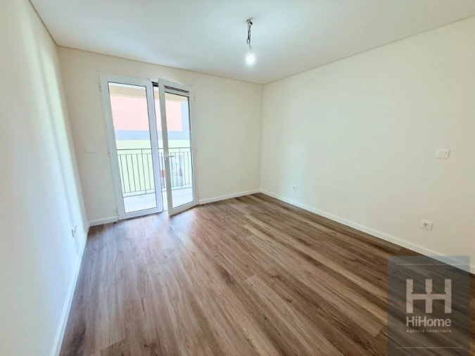 Apartamento T2 para Venda em Funchal (Se) Foto 8