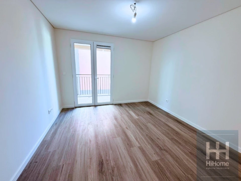 Apartamento T2 para Venda em Funchal (Se) Foto 8