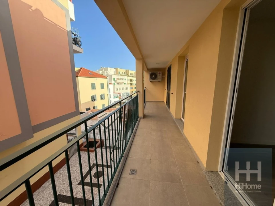 Apartamento T2 para Venda em Funchal (Se) Foto 16