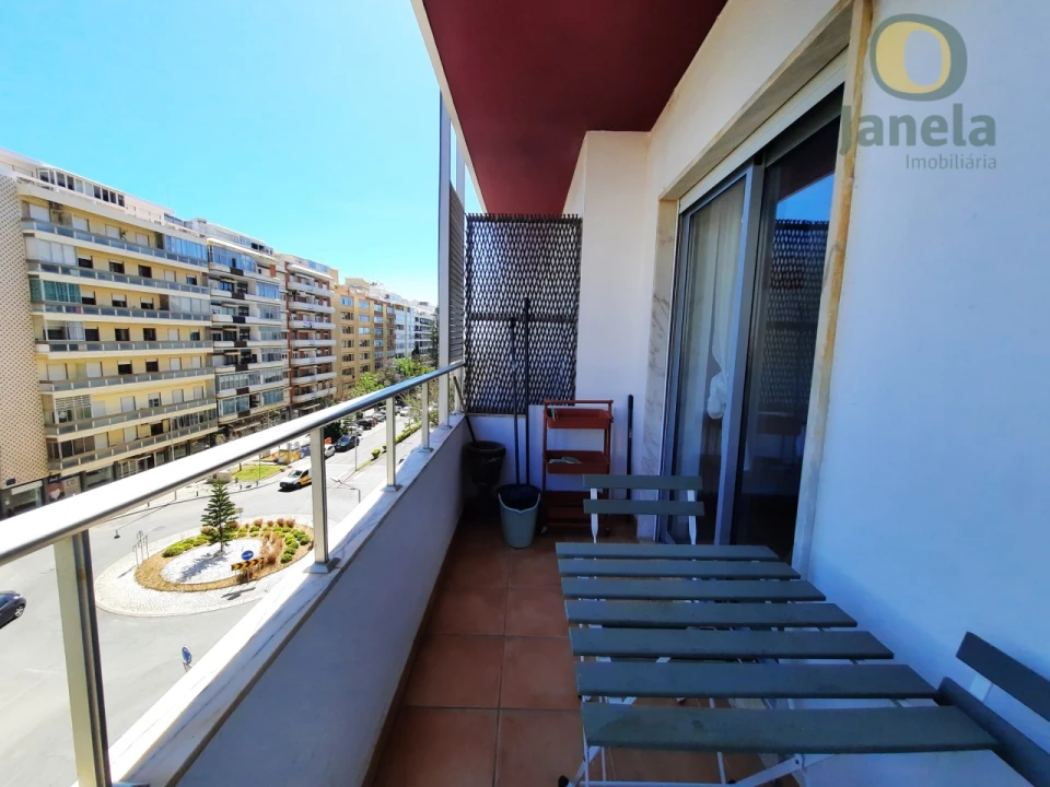 Apartamento T2 para Arrendamento em Faro (Sé e São Pedro) Foto 14