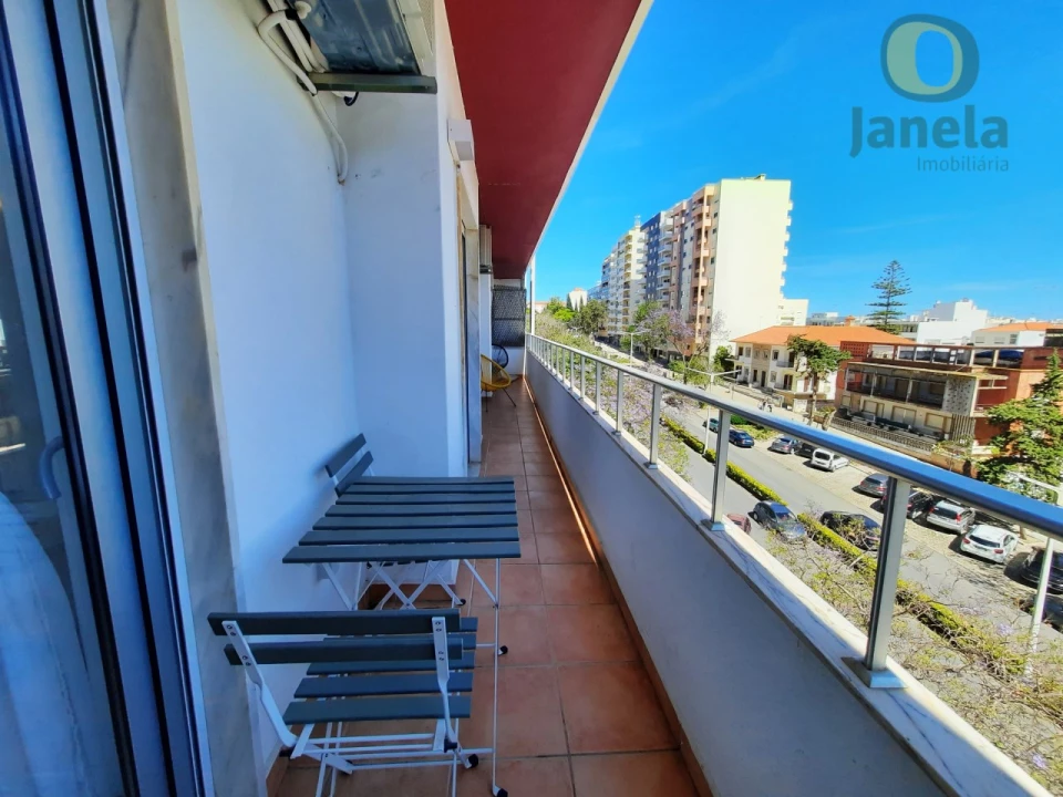 Apartamento T2 para Arrendamento em Faro (Sé e São Pedro) Foto 15