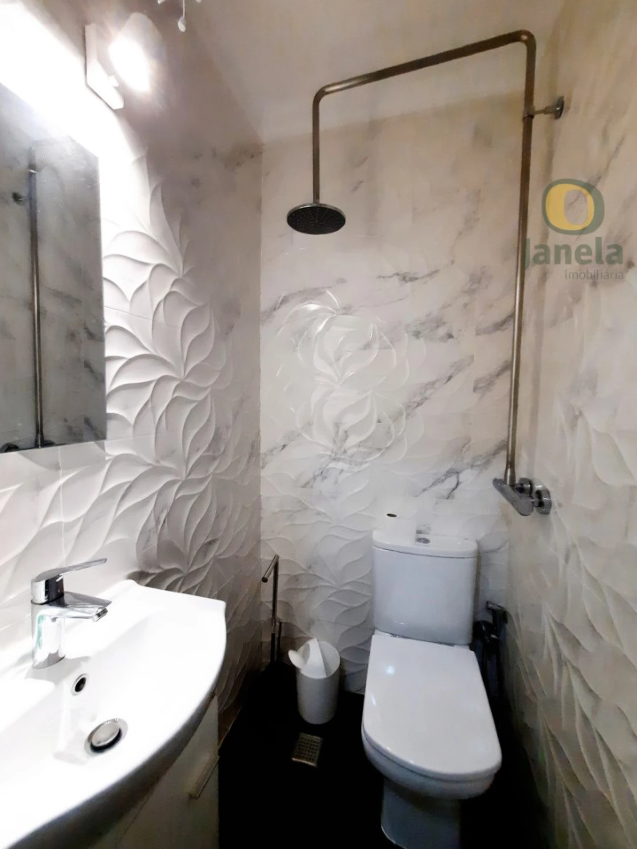 Apartamento T2 para Arrendamento em Faro (Sé e São Pedro) Foto 18